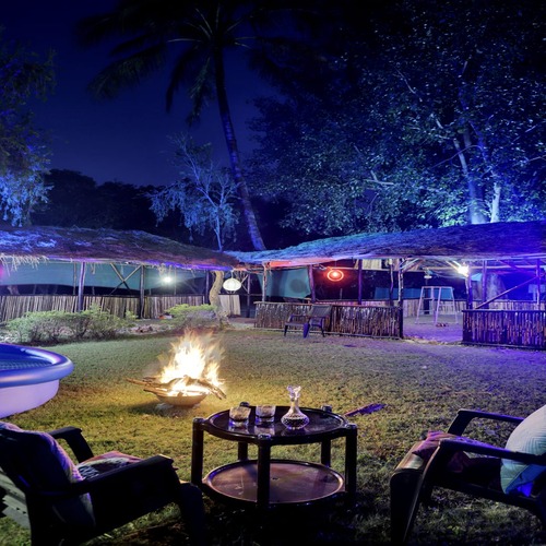 Seasons Retreat Seasons Retreat